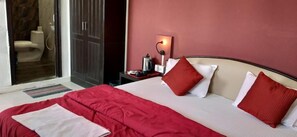 1 bedroom, blackout curtains, iron/ironing board, free WiFi