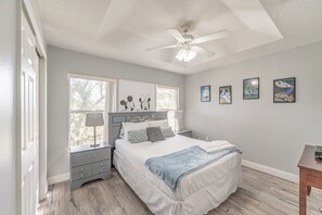 3 bedrooms, iron/ironing board, free WiFi, bed sheets