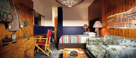 Premium bedding, in-room safe, desk, laptop workspace