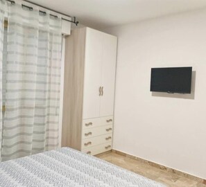 2 soverom og sengetøy