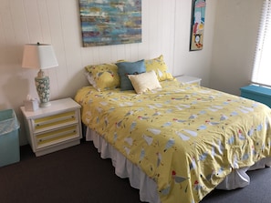 2 bedrooms, WiFi - Family Condo on the Bay (Ocean View)
