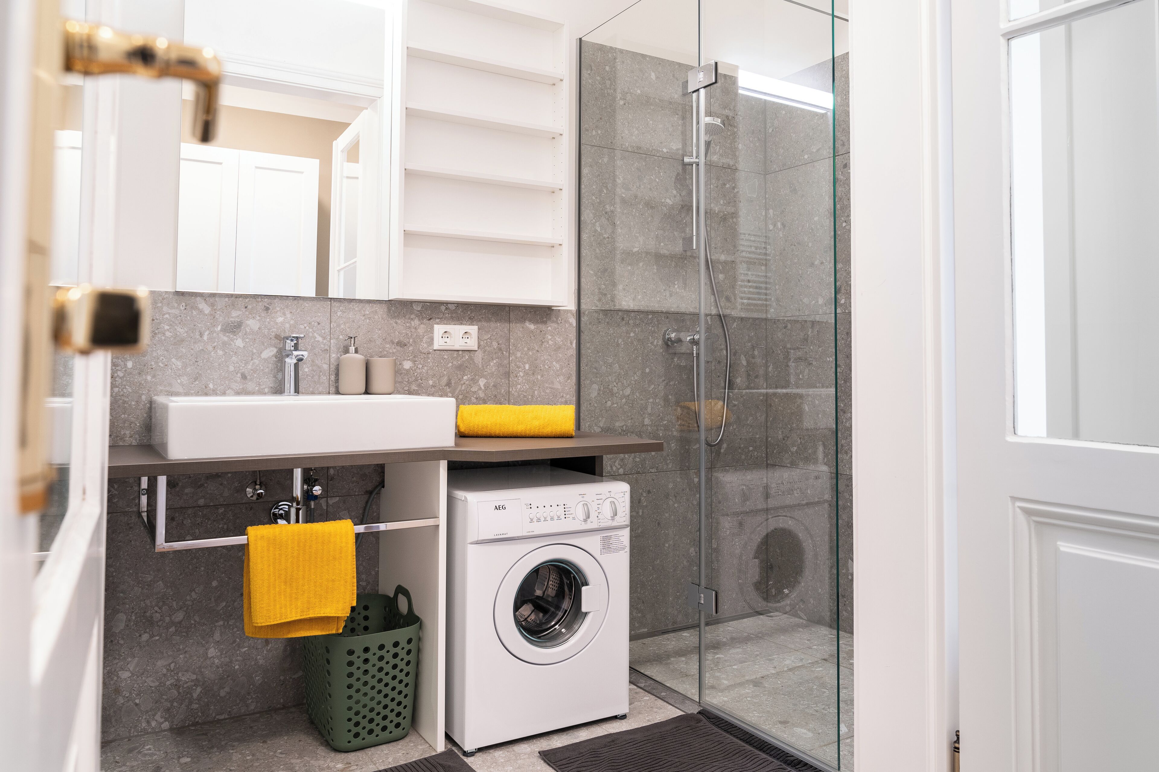 Comfort-Apartment, Stadtblick | Badezimmer