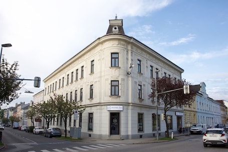 Fachada de la propiedad