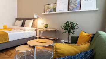 1 bedroom, in-room safe, blackout curtains, soundproofing