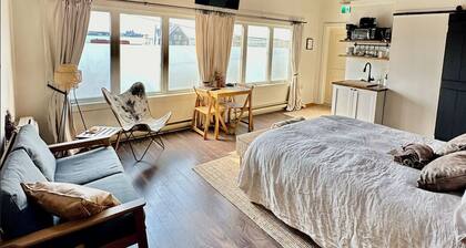 The Stonehouse Makers' Maisonette