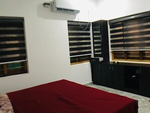 4 bedrooms, WiFi