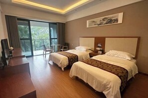 Room - Hot Spring Forest Holiday Hotel (Hezhou)