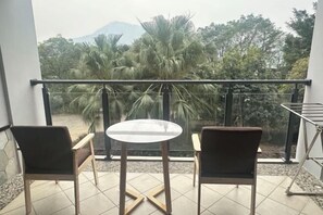 Room - Hot Spring Forest Holiday Hotel (Hezhou)