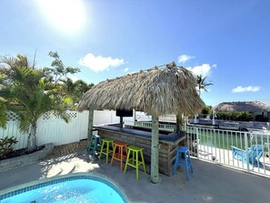 Property grounds - JUNE & JULY SPECIAL! 3 Bedroom/2 Bath Canal Home w/ Private Pool in Cudjoe Key (Cudjoe Key)