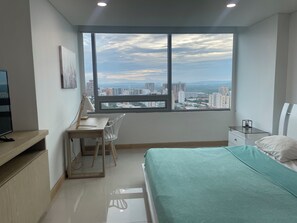 1 chambre, fer et planche à repasser, Wi-Fi gratuit, draps fournis