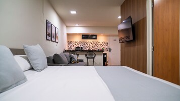 豪華開放式套房, 城市景 | 手提電腦工作空間、免費 Wi-Fi