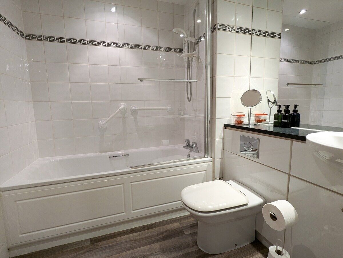 Hair dryer, towels