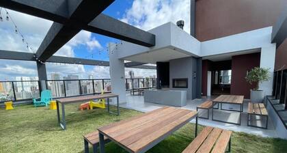 Decorated 2 bedroom apartment in the center