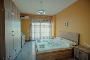 1 bedroom, iron/ironing board, WiFi