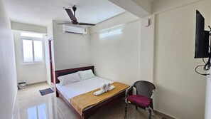 Habitación Deluxe | Escritorio, wifi gratis y ropa de cama 