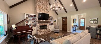 Sweet Bay Creek in Auburn