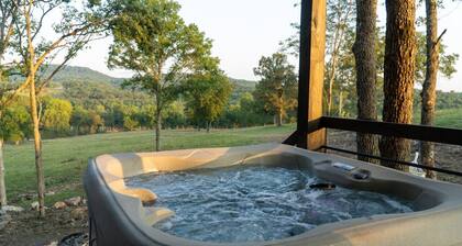 Secluded Airstream Stay on Ranch