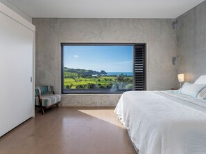 6 habitaciones, tabla de planchar con plancha, wifi y ropa de cama 