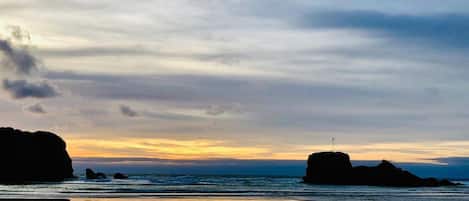 Cabin | Beach