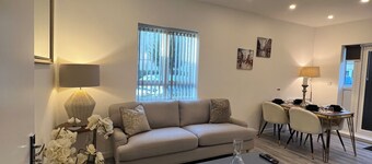 Modern apartment in the vicinity of Heathrow/Windsor/Slough