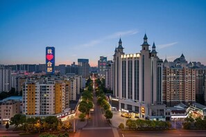 Unclassified image, 2 of 54, button - WGSY Hotel (Hefei Economic Development Zone Mingzhu Square University Town) (Hefei)