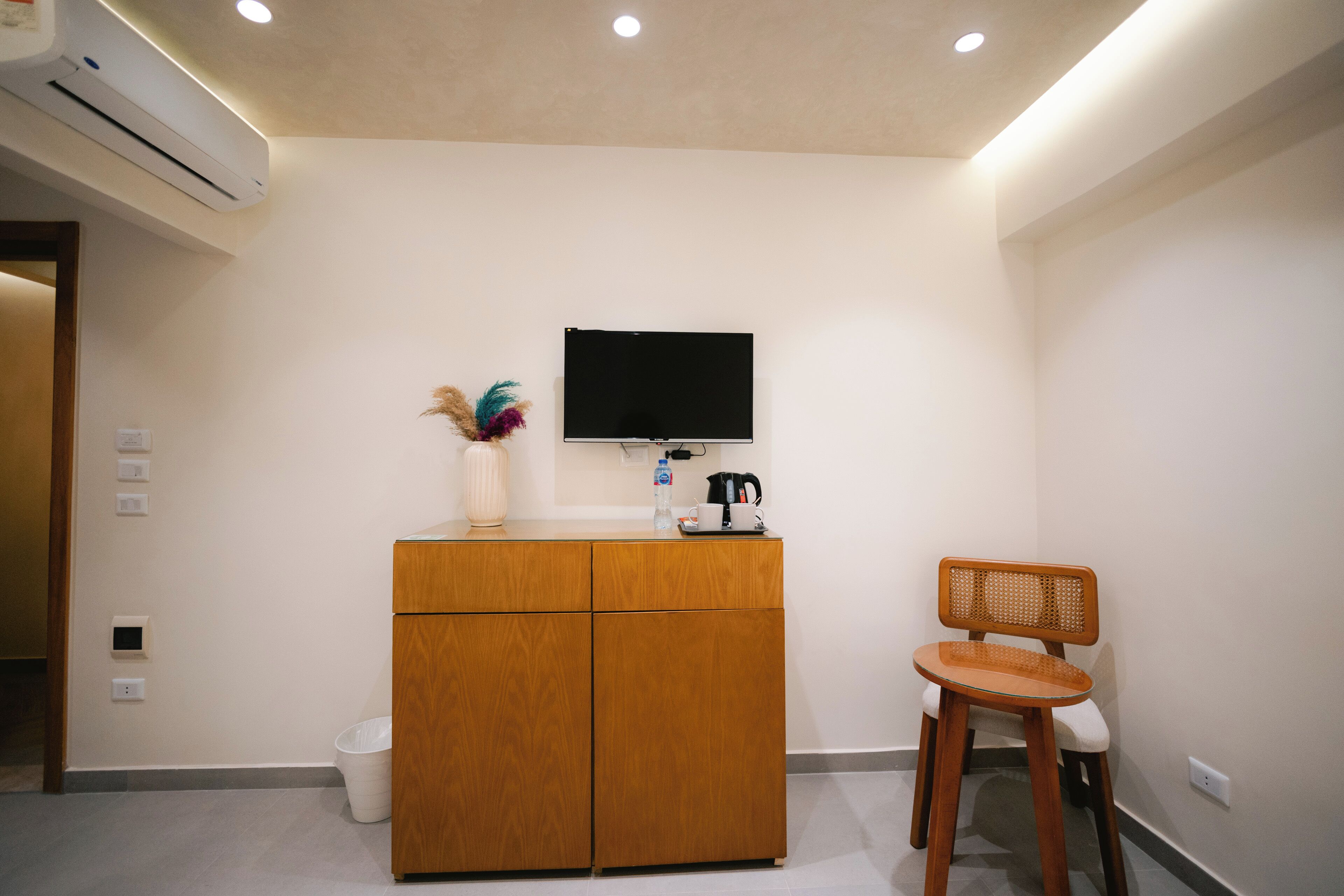 Photo - Makai Pyramids Guest House