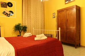 1 室のベッドルーム、アイロン / アイロン台、旅行用ベビーベッド、WiFi