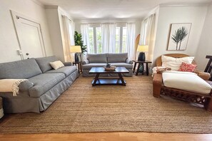 Smart TV, fireplace, computer monitors