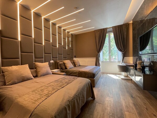 Design-Vierbettzimmer, 2 Queen-Betten, eigenes Bad