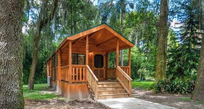 Deluxe Family Cabin with Porch - Happy Travelers RV Resort