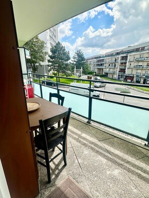 Outdoor dining - Cosy apartment - Fresnes (Fresnes)