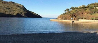 Apartaments Portbou Costa Brava