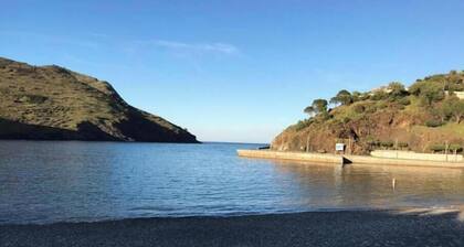 Charmant Appartement Ă  Portbou, Costa Brava â Parfait pour vos Vacances !