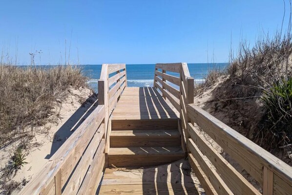 Beach nearby, sun loungers