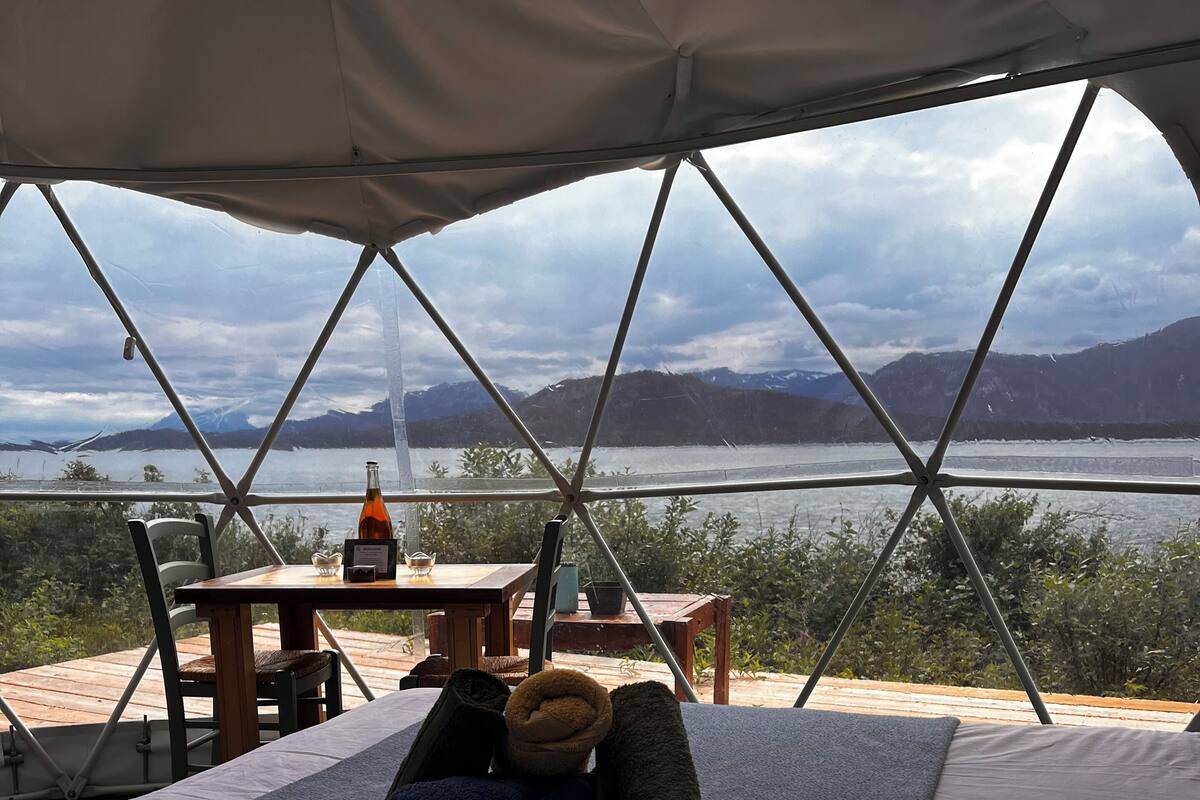 Tent, 1 Katil Ratu (Queen), Lake View | Gebar bulu kapas, langsir/tirai gelap terus, cadar katil 