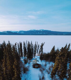 المنشأة من الخارج