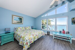 5 soverom, strykejern/-brett, wi-fi og sengetøy