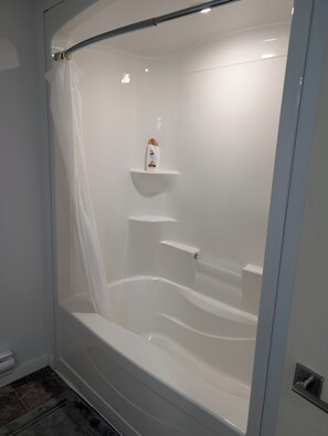 Sabó, xampú i paper higiènic 