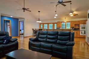 TV, fireplace - Serene Rustic Retreat with Lake (Cuddebackville)