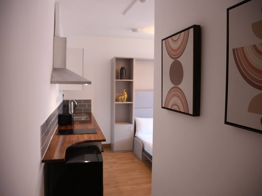 Monolocale Deluxe | Cucina privata | Bollitore elettrico, tostapane