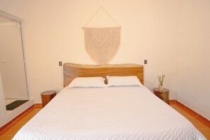 Basic Single Room - Cenote Popol Vuh (Leona Vicario)
