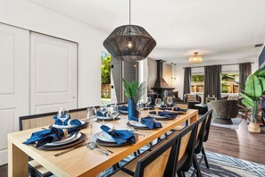 Dining - Luxury Pool Home - PuttPutt - GameRoom - FirePit (Seminole)