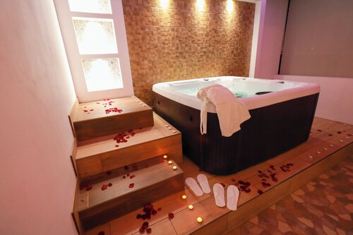 Espectacular y Moderno Apartamento, con Jacuzzi!!! 