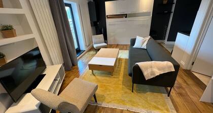 Bright 1 bedroom apartment off brick lane in Shoreditch