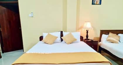 Charming lodge in Galle with AC and WiFi