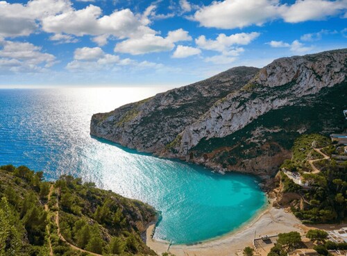 Magnificent Villa with swimming pool and panoramic view, ideal for 6 people.