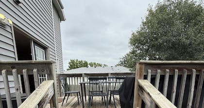 Charming 3-bedroom Home Near Downtown Lincoln.