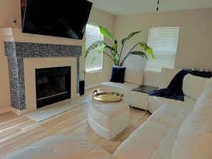 Living area - Backyard Oasis! (San Antonio)