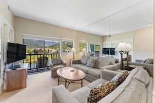 Apartment (2 Bedrooms) | Front of property