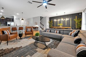 Televisor intel·ligent, videojocs, futbolí i llibres 